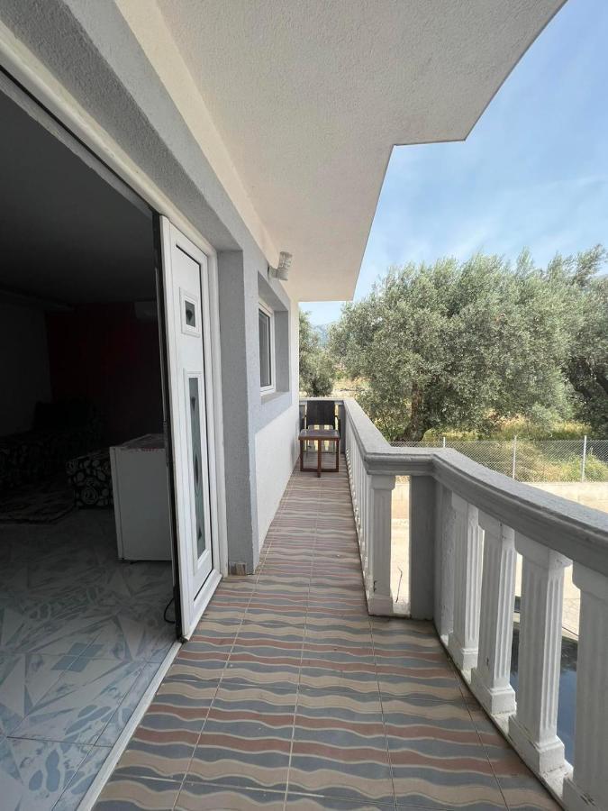 באר Villa Ajsa מראה חיצוני תמונה