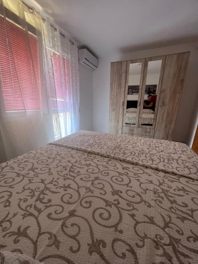 באר Villa Ajsa מראה חיצוני תמונה